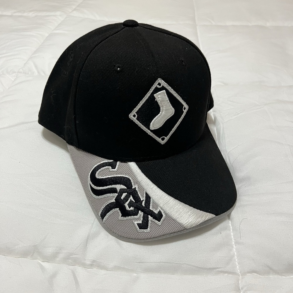 Chicago White Sox Vintage Hat Snapback Twins Enterprise MLB Cap Black White Gray